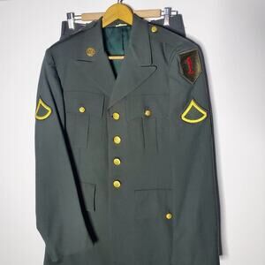 Vintage US Army dress green pants & blazer matching set in Great used condition